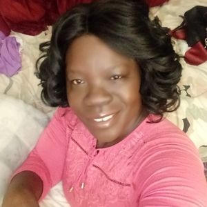 Meet your Posher, Denise